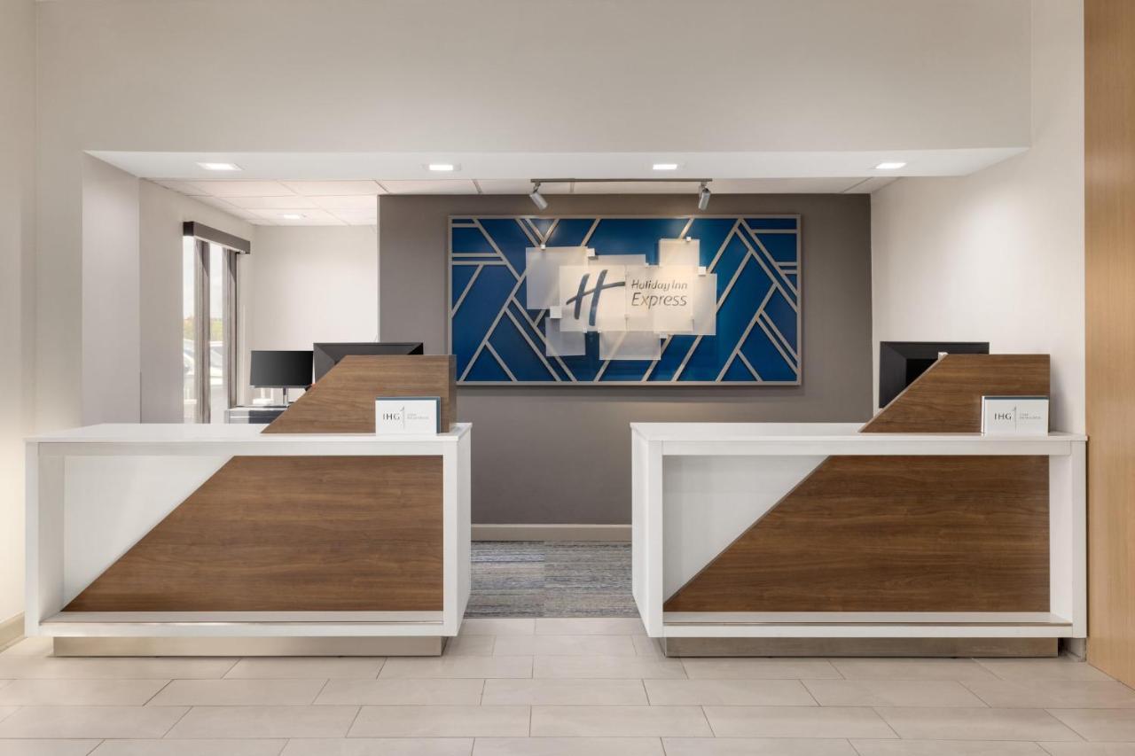 Holiday Inn Express & Suites Opelousas By Ihg Екстер'єр фото